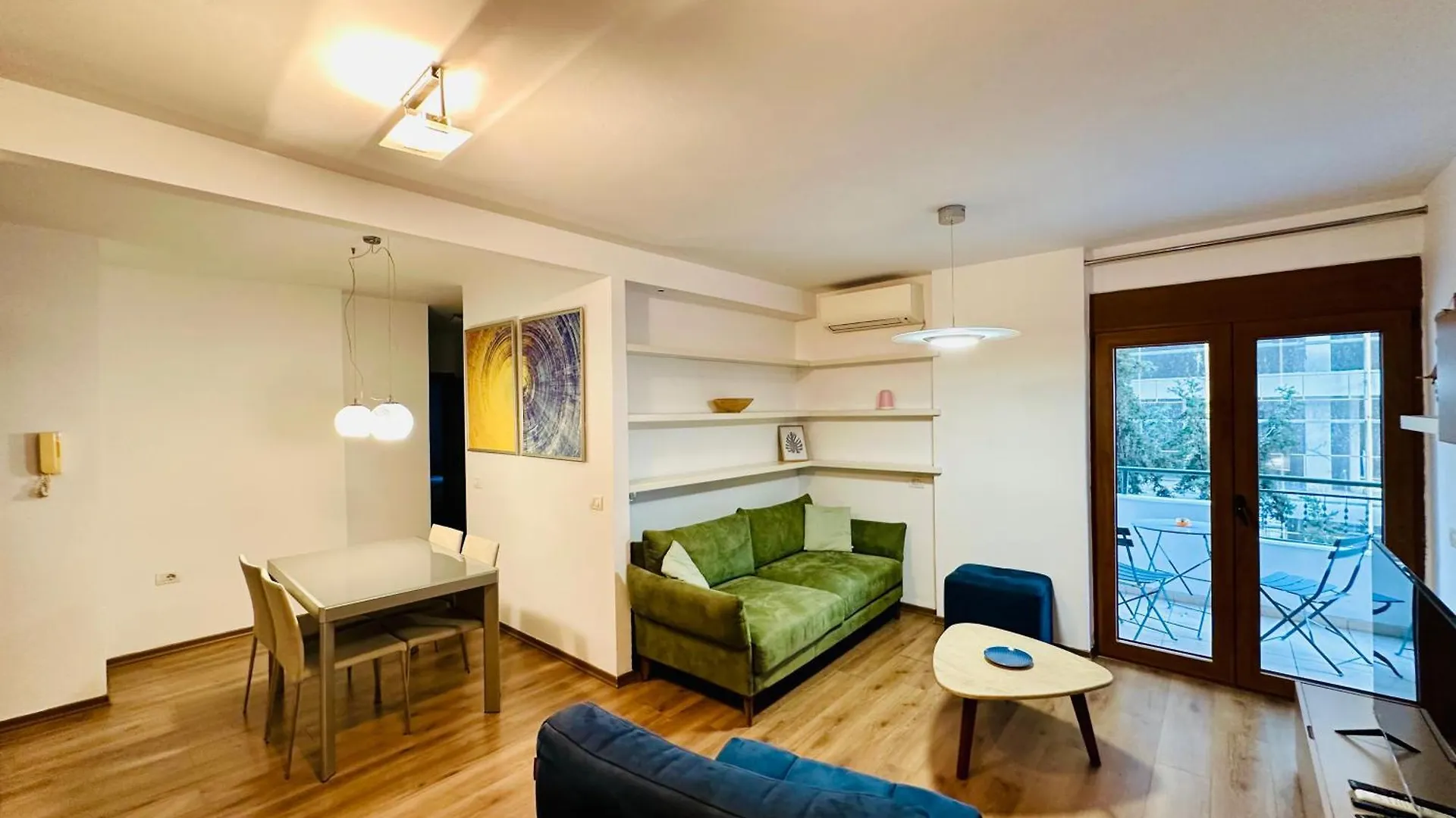Sunrise Haven City Center Tirana Appartement